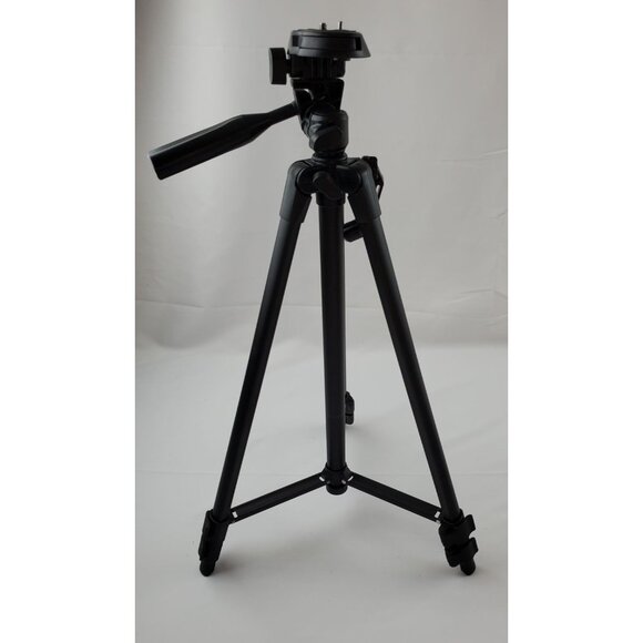 Focus Camera Photo & Video Tripod Black Full Size 21'' - Picture 2 of 7